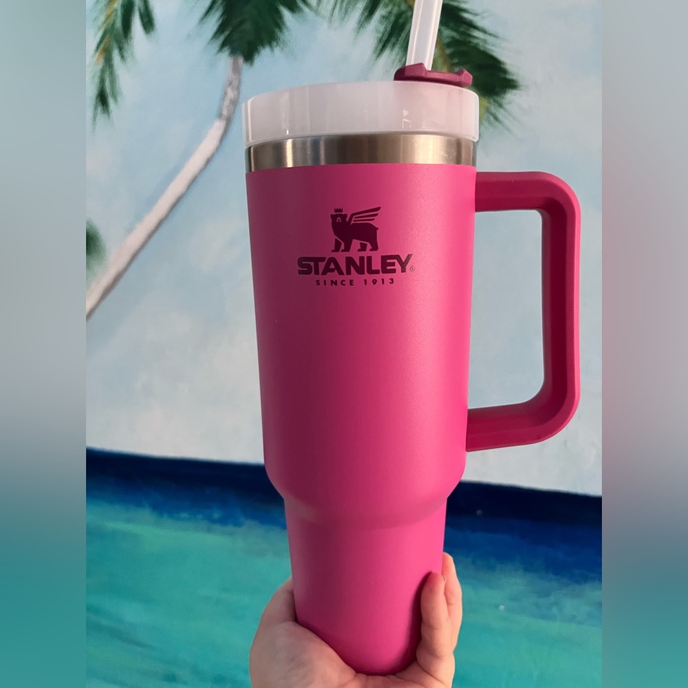 Gently used azalea 40oz Stanley cup